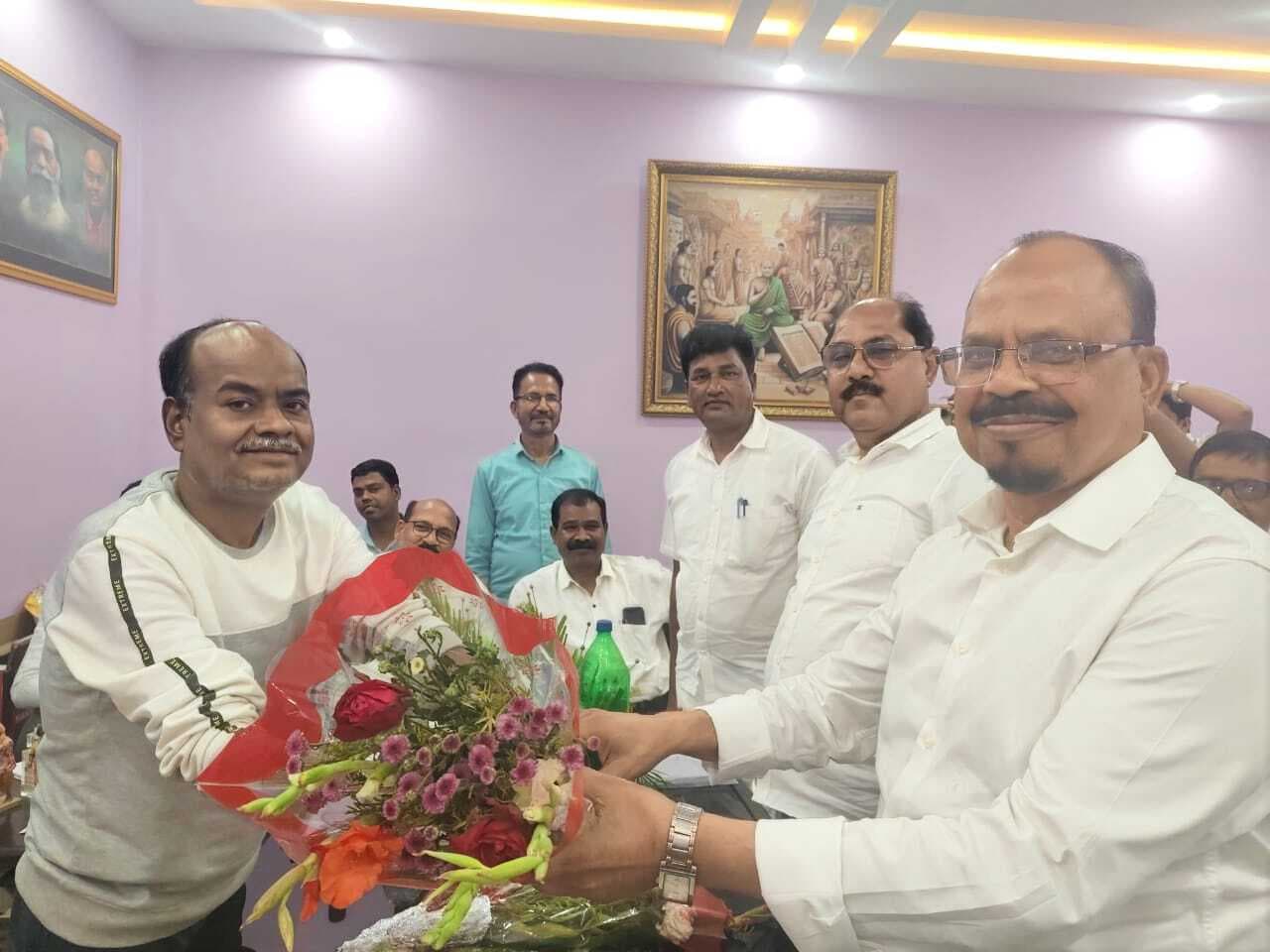 झामुमो जिलाध्यक्ष ने केंद्रीय नेतृत्व का जताया आभार