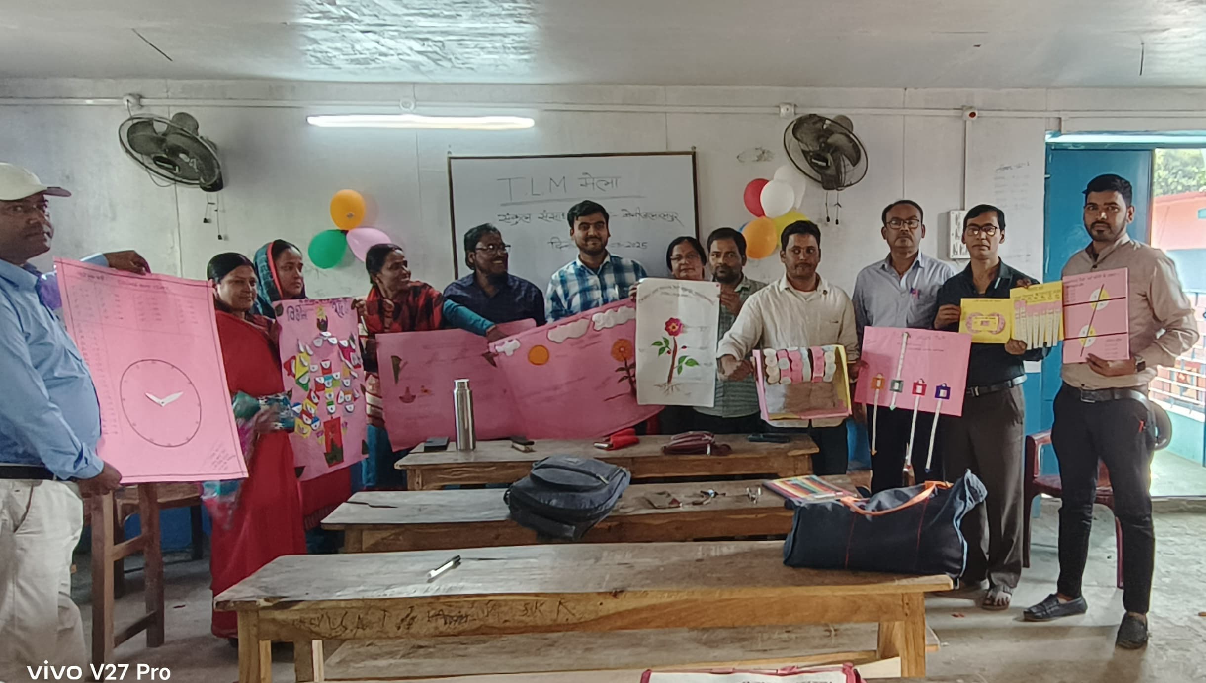 शिक्षकों ने विस्तार से दी अपने-अपने टीएलएम की जानकारी