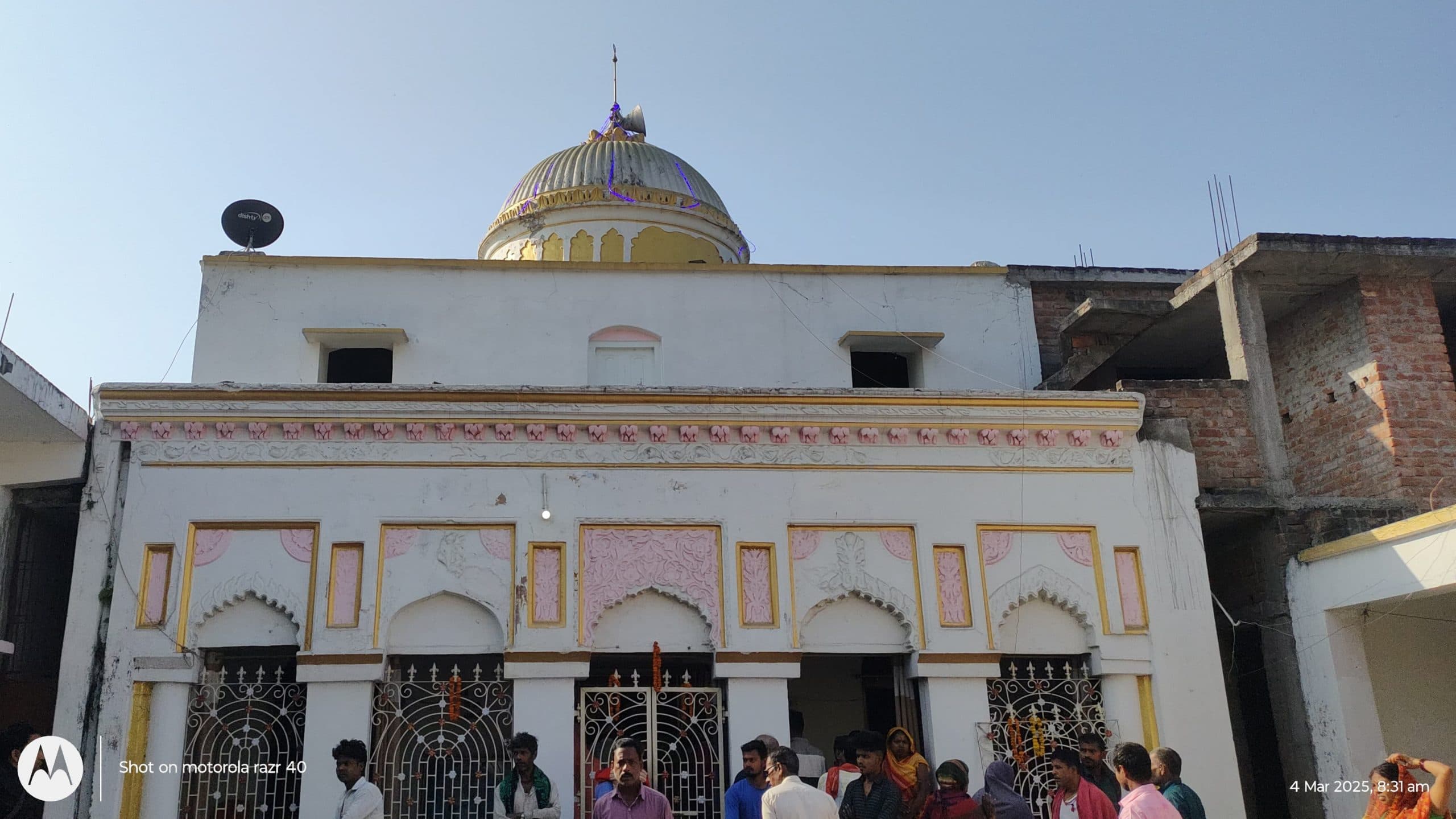 150 साल पुराने ठाकुरबाड़ी मंदिर से कृष्ण की अष्टधातु की मूर्ति व पांच चांदी की मुकुट की चोरी