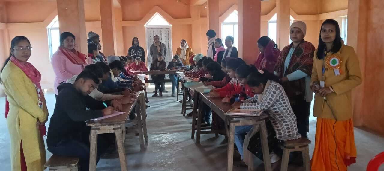 Madhubani News : भाषण प्रतियोगिता में तन्नु प्रथम व जानवी द्वितीय