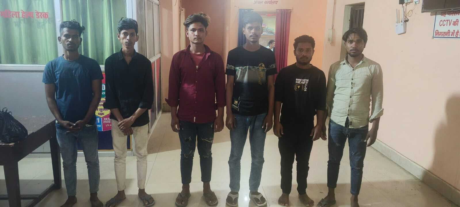 sasaram News : आठ महीने के जख्मी बच्चे को लेकर ओपीडी व इमरजेंसी के बीच दौड़ती रही मां