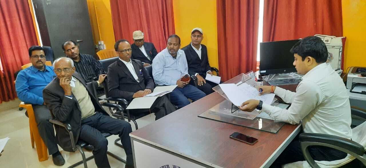 Madhubani News : राष्ट्रीय लोक अदालत के लिए प्राधिकार सचिव ने की बैठक