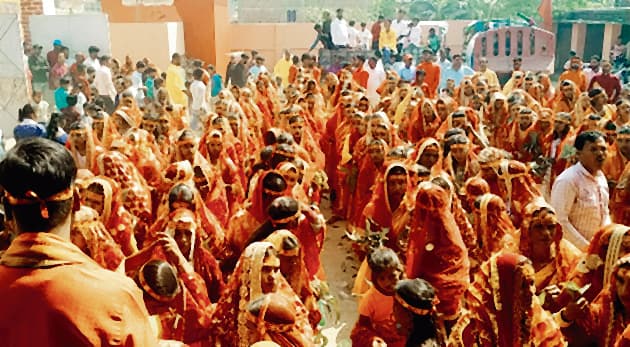 Hajipur News : कलशयात्रा के साथ हनुमत प्राणप्रतिष्ठा महायज्ञ शुरू