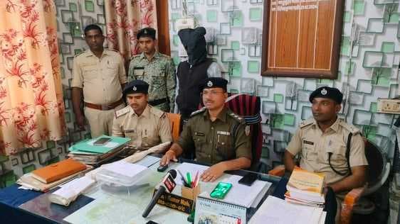 देसी कट्टा, मास्केट व कारतूस के साथ रामपतरस मरांडी गिरफ्तार