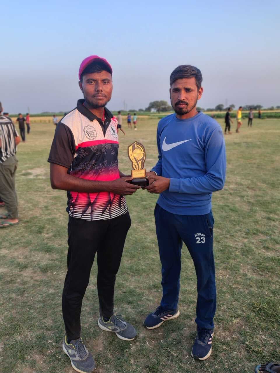 Bhagalpur News: क्रिकेट : छोटू के शतक से जीता नाइट राइडर्स