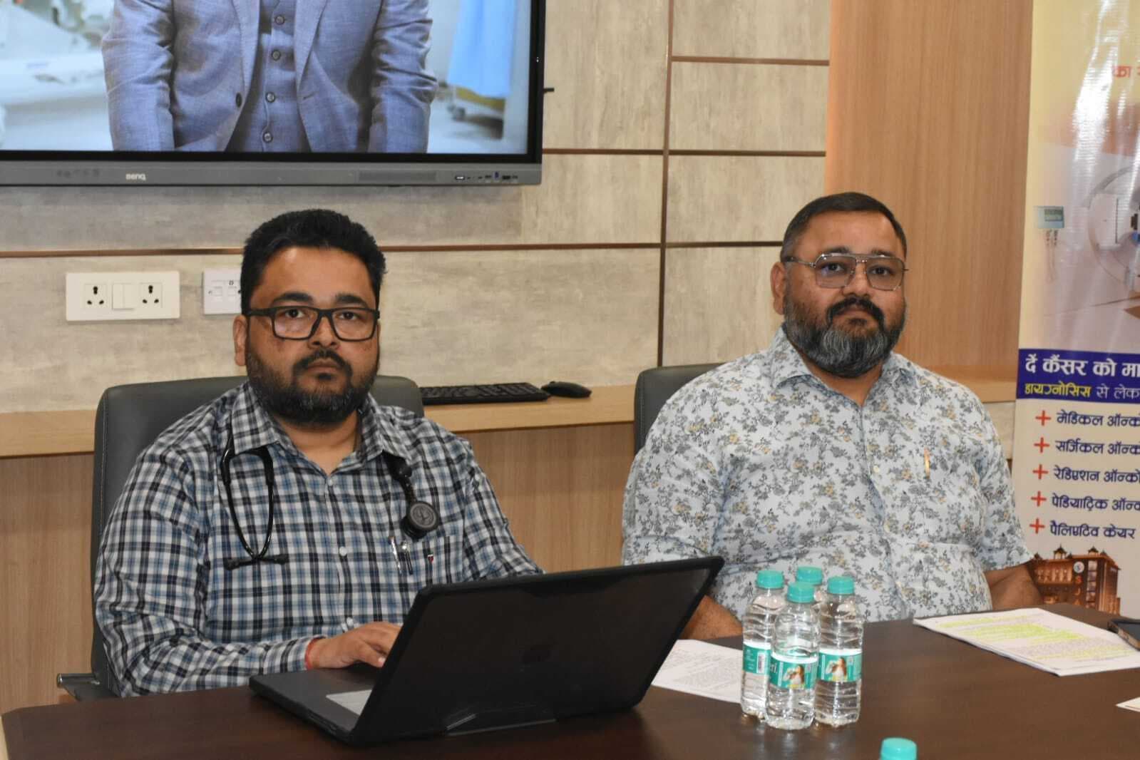 Dhanbad News : एसजेएएस में कैशलेस इलाज की सुविधा शुरू, 37 बीमा कंपनी व संगठनों से हुआ समझौता