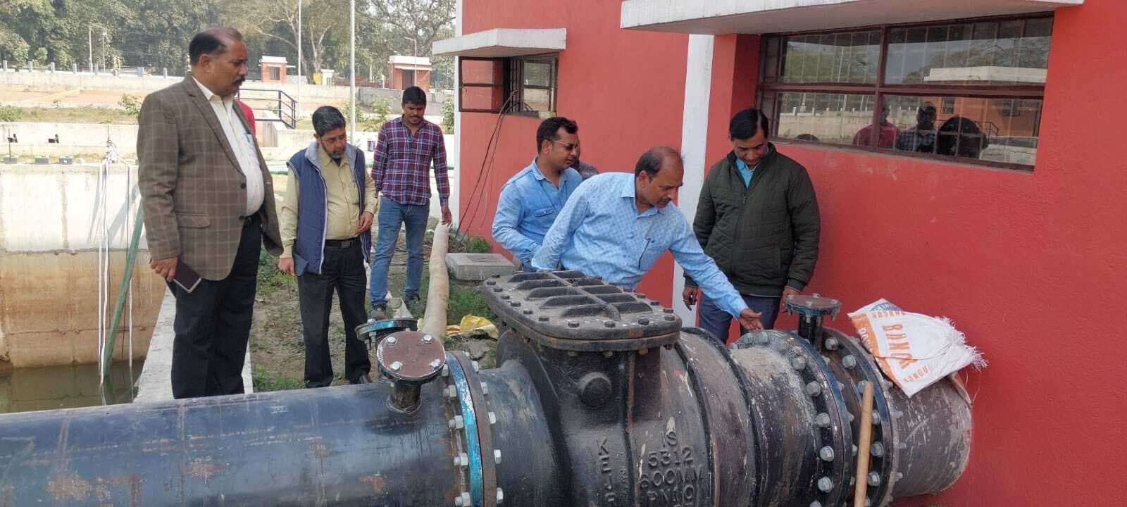 फिजिकल मॉडलिंग सेंटर का पांचों सेंट्रीफ्यूगल पंप चालू, अभियंताओं में खुशी