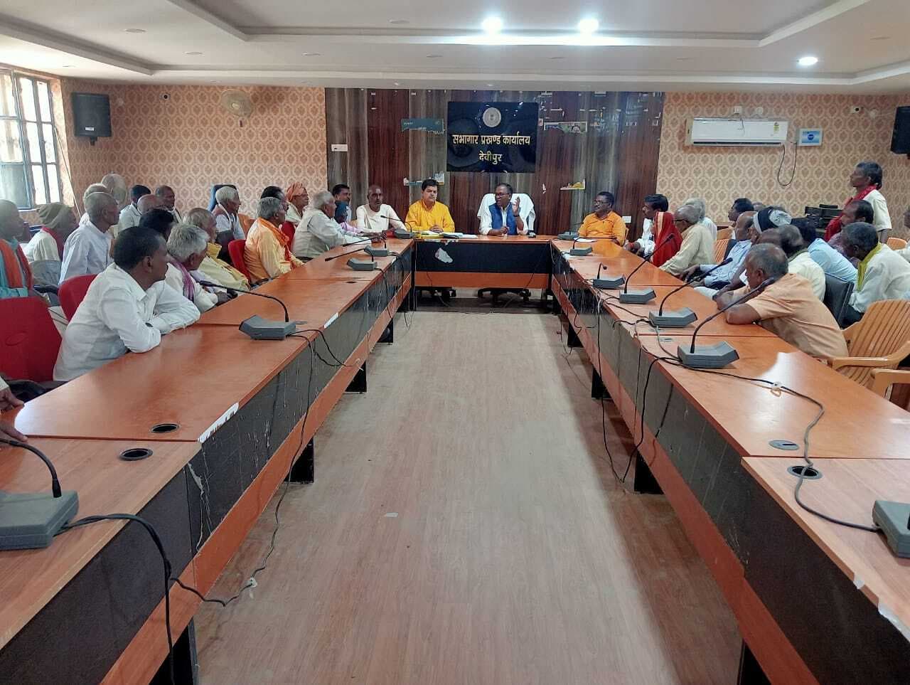 प्रधान 31 मार्च तक राजस्व वसूली कर अंचल कार्यालय में करायें जमा : सीओ