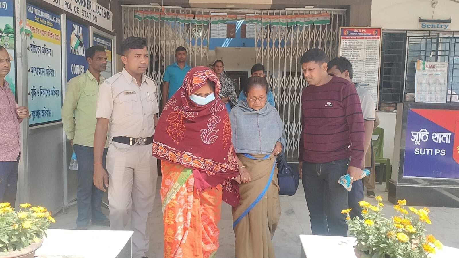 2.28 करोड़ रुपये गबन के आरोप में दो लोग गिरफ्तार