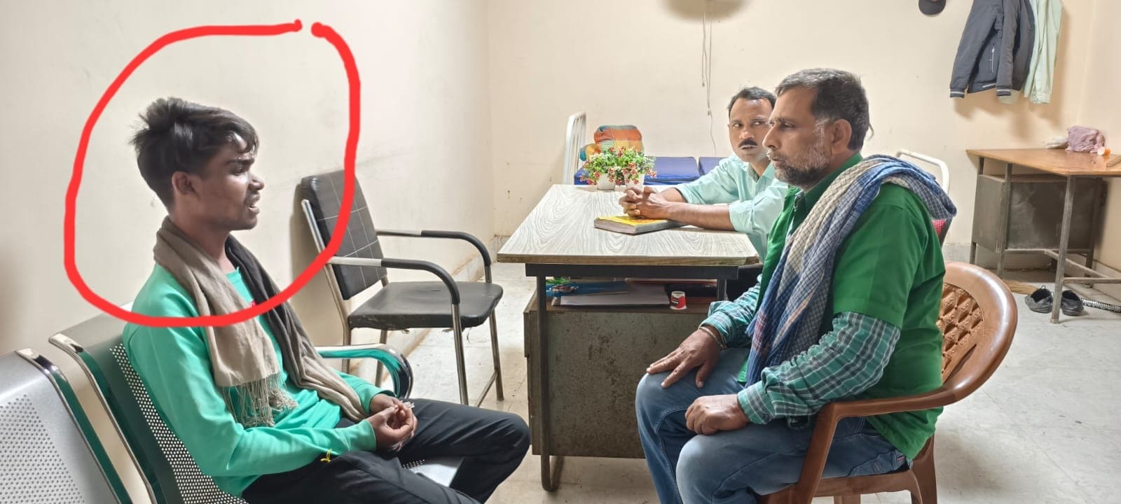 सदर अस्पताल में साइकिल चोरी करता पकड़ा गया युवक, बंद कमरे से हो गया फरार