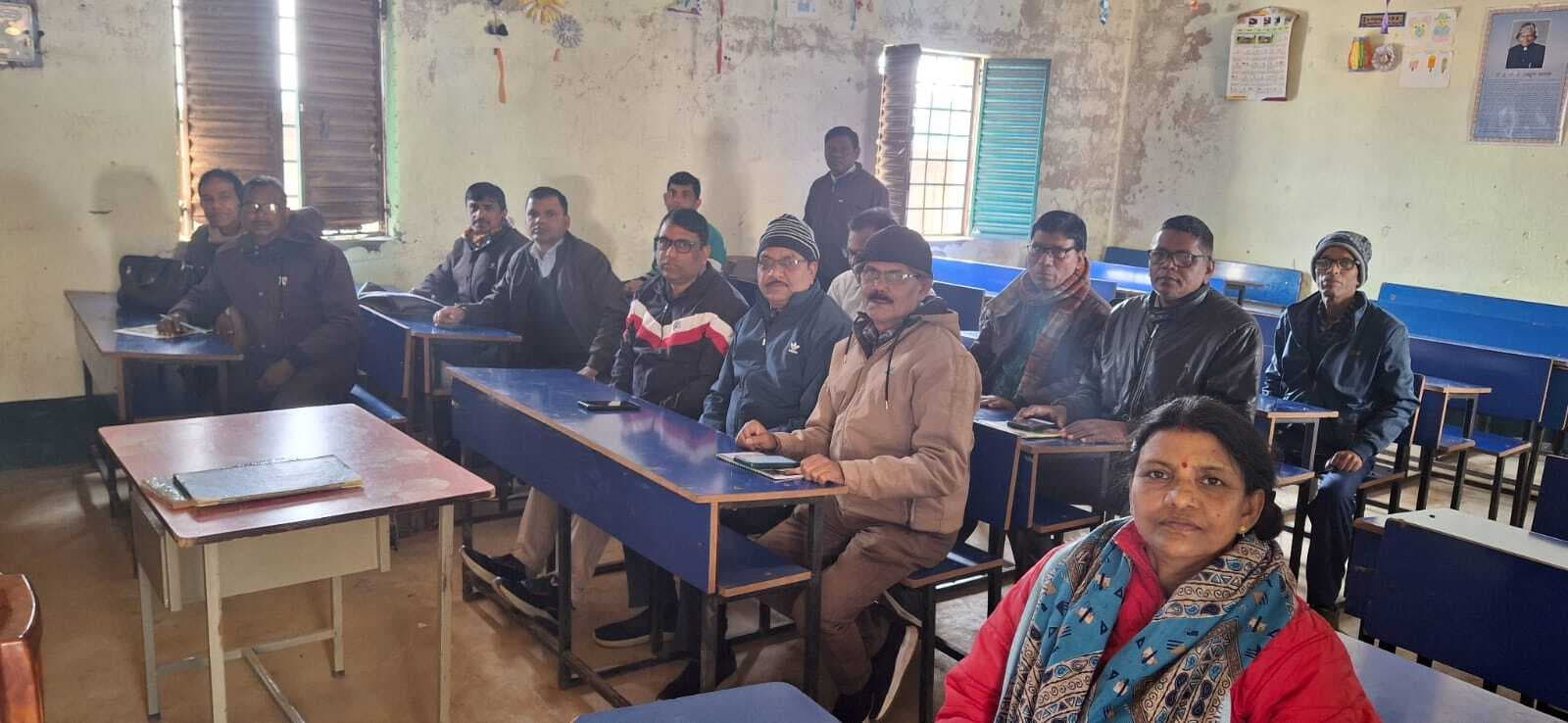 संघ की बैठक में शिक्षकों की समस्याओं पर हुई चर्चा