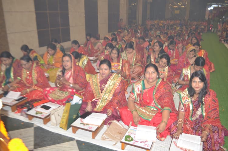 Dhanbad News : मां भीमेश्वरी देवी का दो दिवसीय वार्षिकोत्सव मंगल पाठ के साथ शुरू