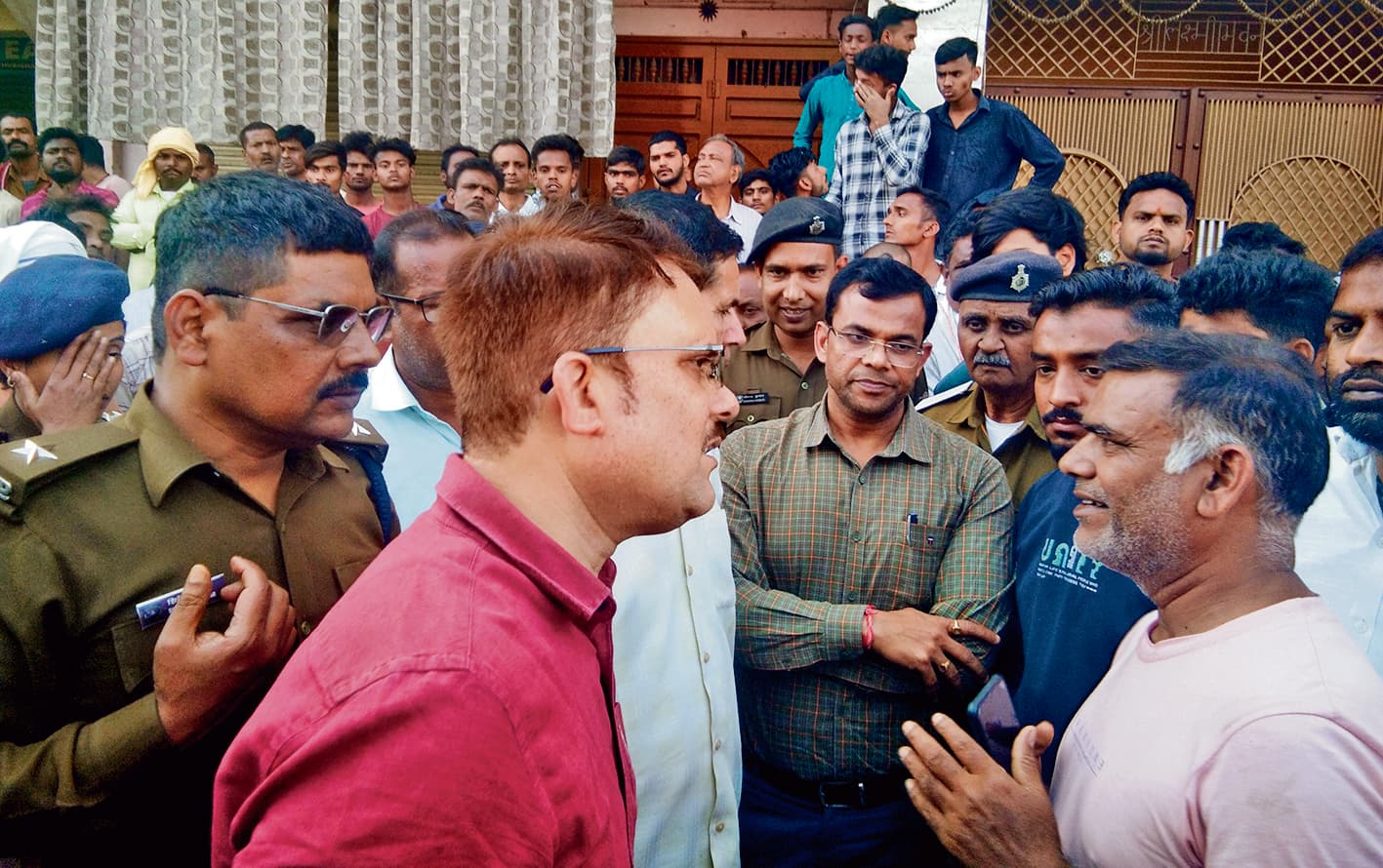 बालू लदे ट्रक ने बच्चे को रौंदा, मौत