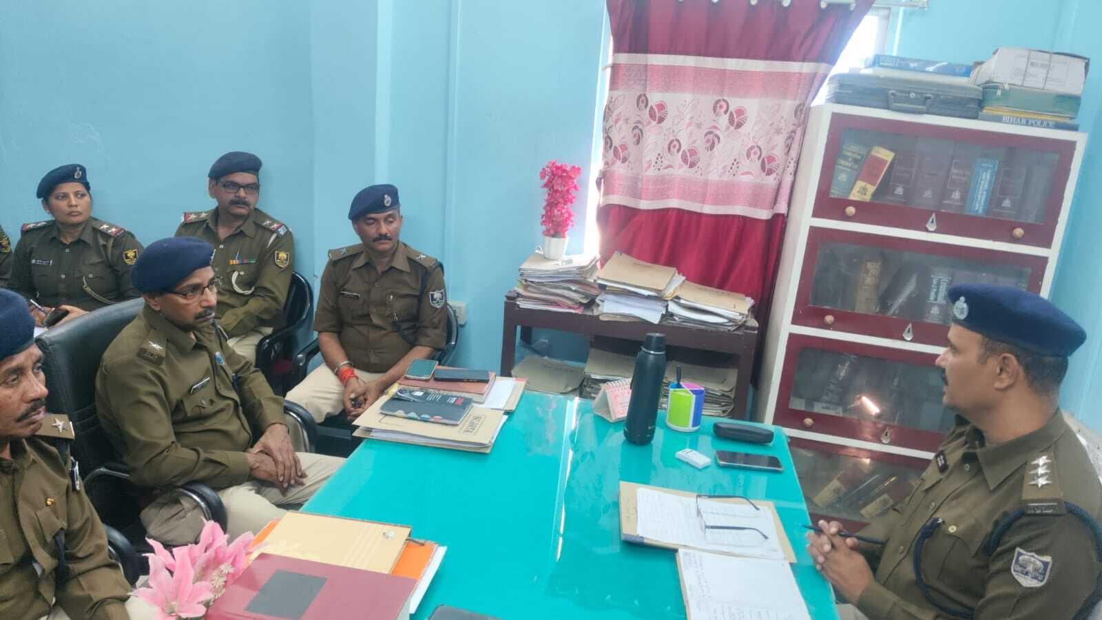 Madhubani News : होली में सतर्कता बरतें थानाध्यक्ष : एसडीपीओ