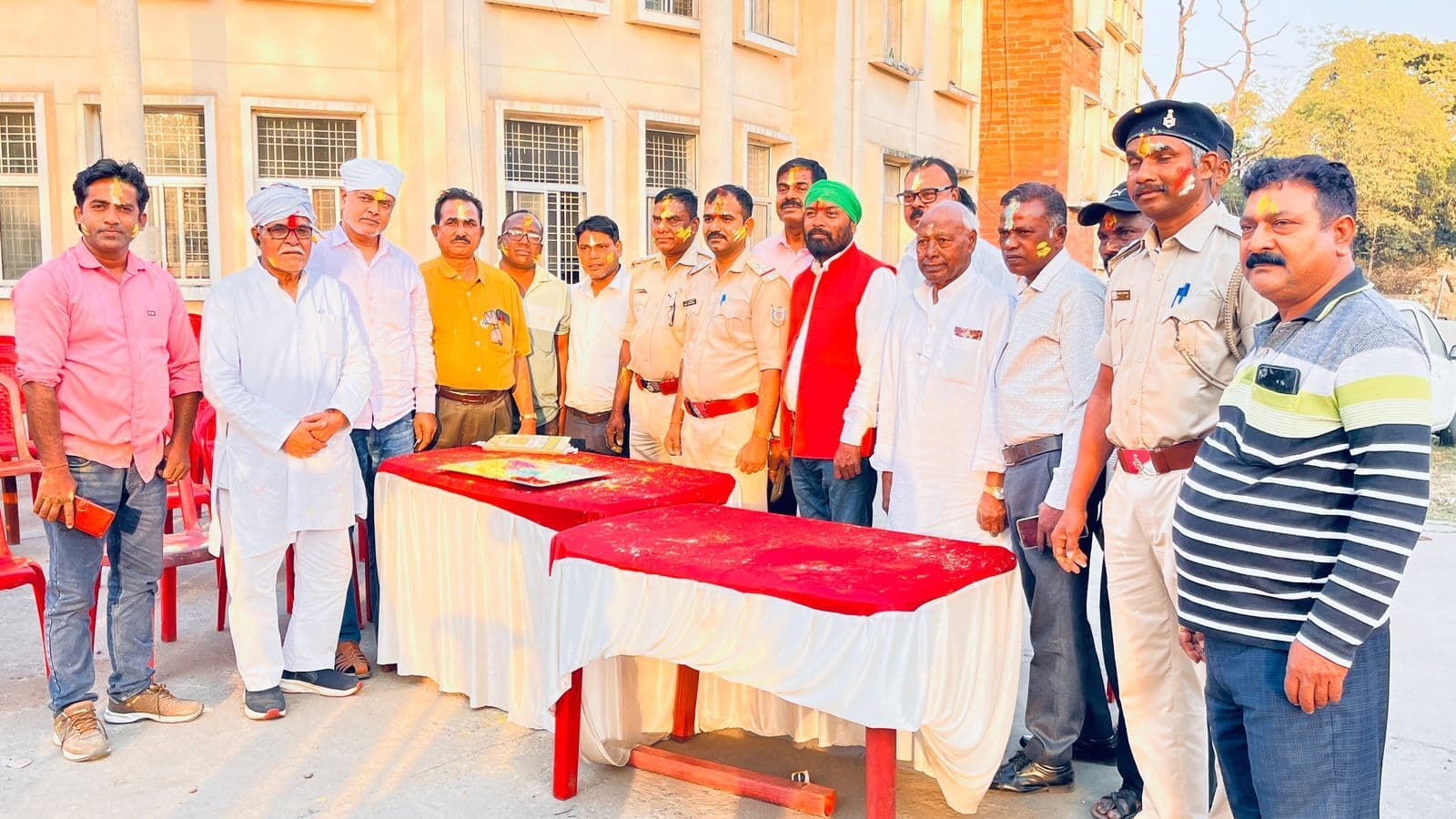 Dhanbad News: होली में हुड़दंग मचाने पर होगी कड़ी कार्रवाई