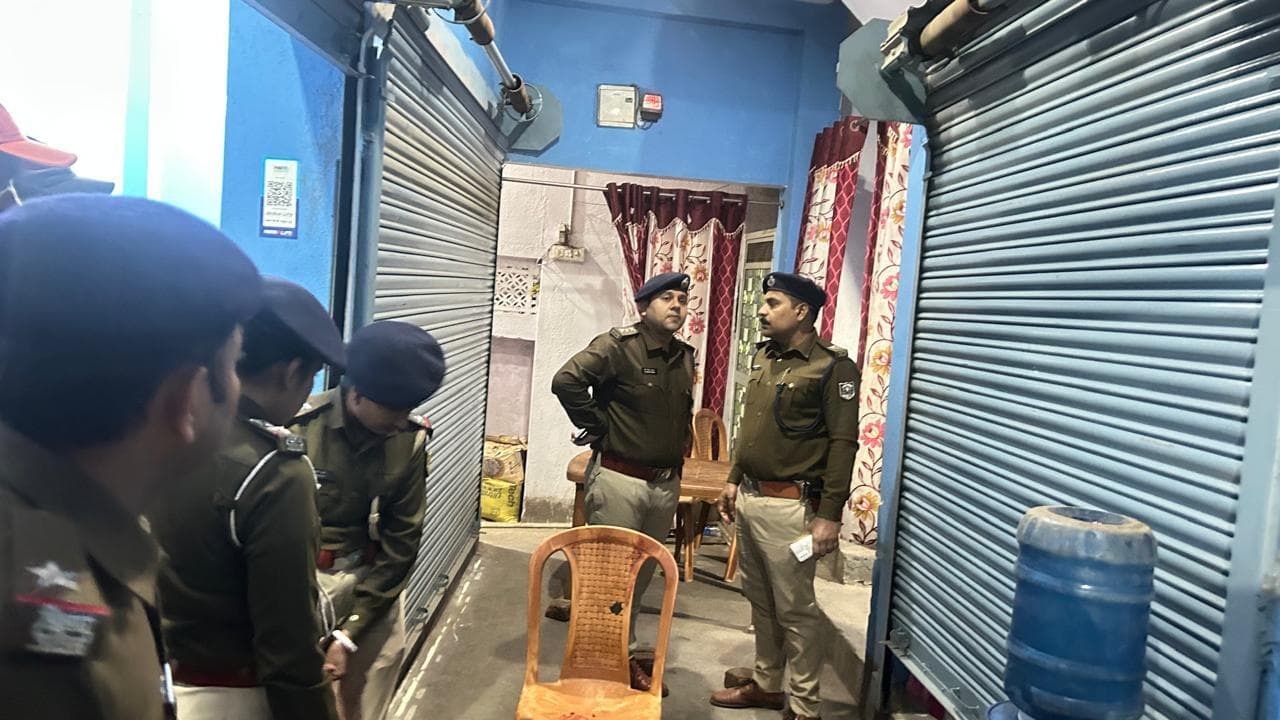 अदावत में दुकान के संचालक की गोली मार कर की हत्या