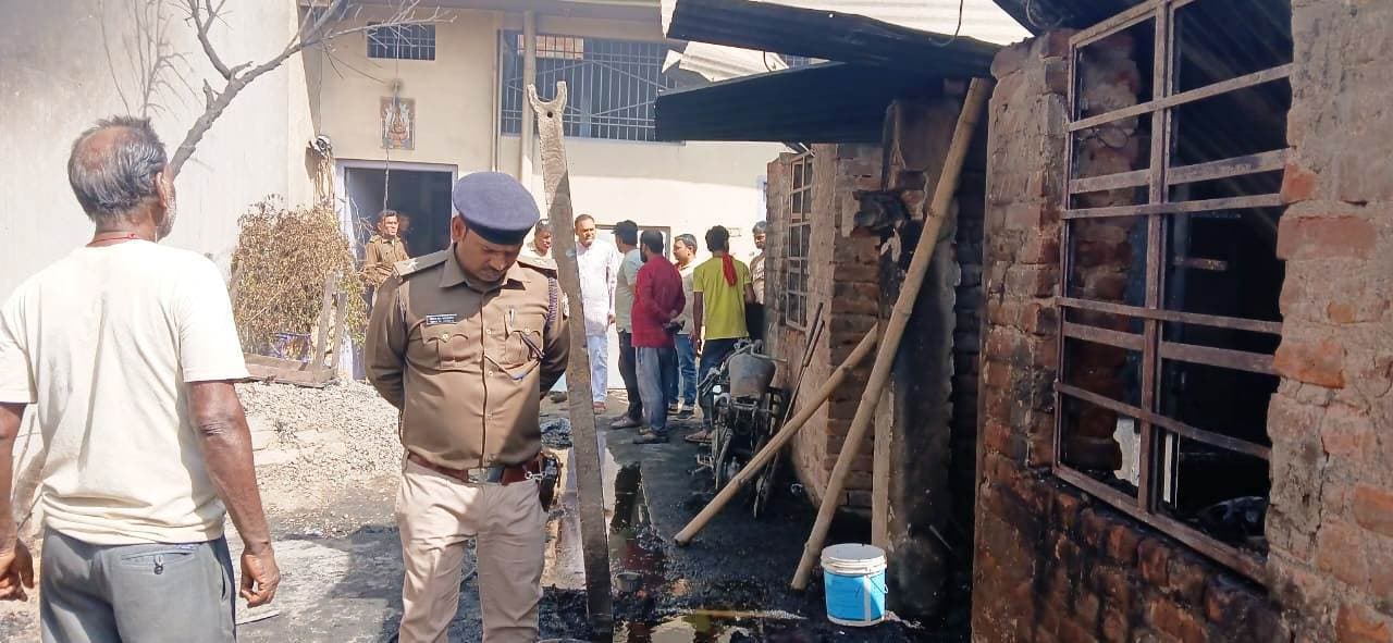 Bhagalpur news गैस रिसाव से सिलिंडर विस्फोट, एक बच्चे की मौत