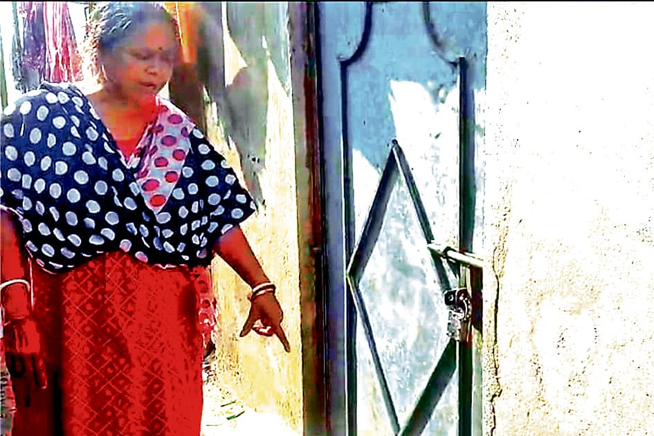 नशे में महिला पर बुरी नजर डाली तो पति ने फोड़ीं आंखें लोगों ने पति को मार डाला