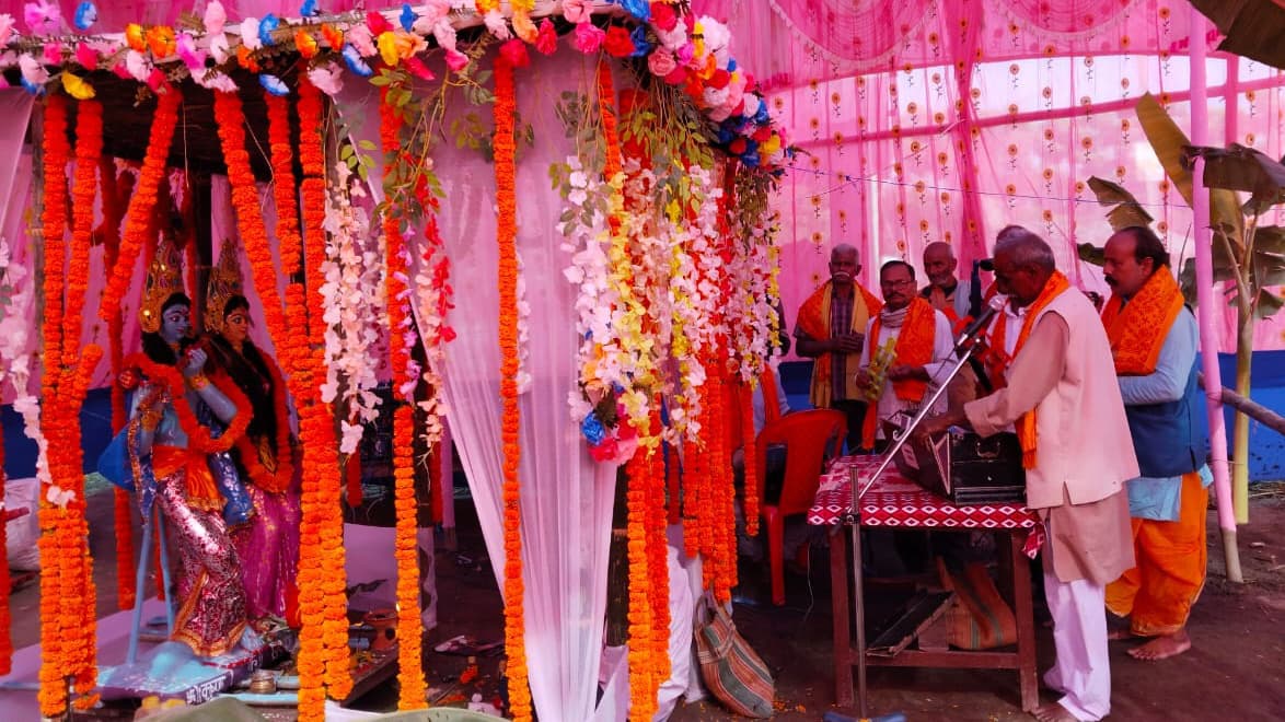 लतराहा गांव में 48 घंटे का रामधुनी संकीर्तन