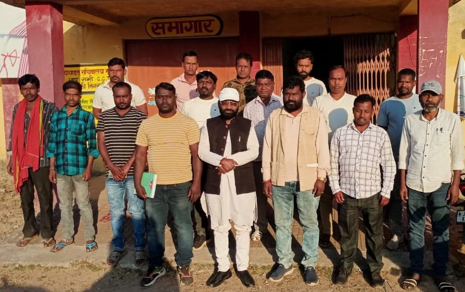 रैयतों को अधिकार दिलाने में सहयोग करें प्रबंधन : ग्रामीण