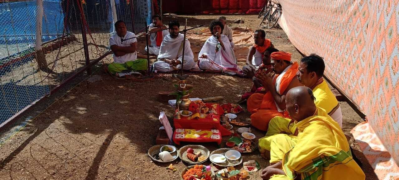 नाला में मंडप पूजन के साथ ही महायज्ञ शुरू