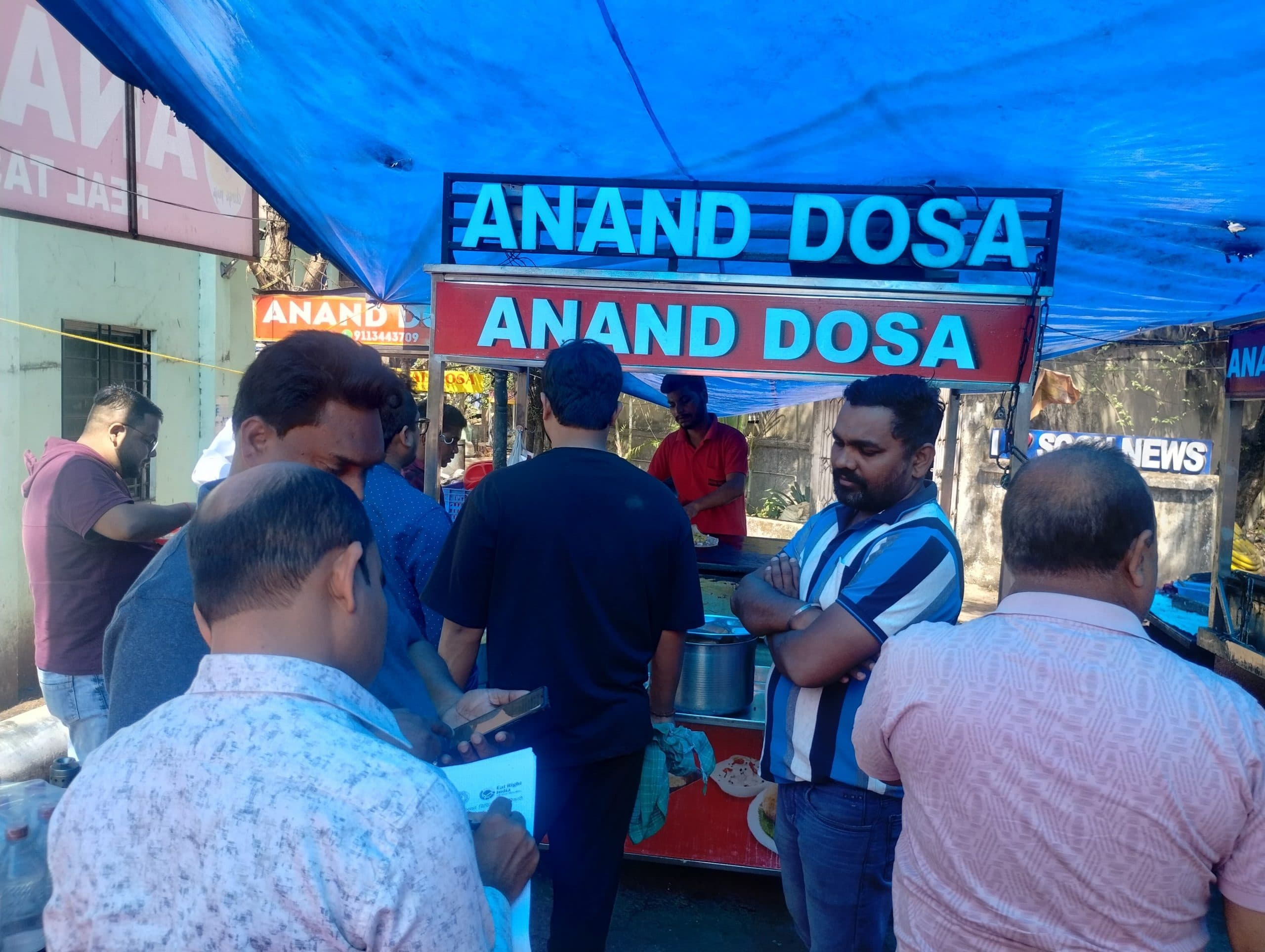 Jamshedpur News : त्योहार पर मिलावट की आशंका, दुकानों से लिये गये फूड सैंपल