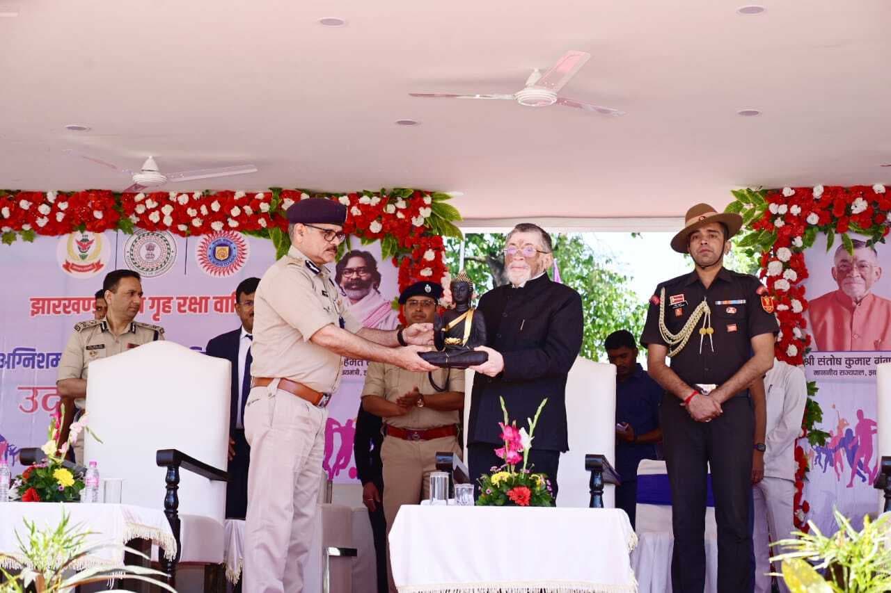 Sports : शारीरिक और मानसिक विकास के लिए खेलकूद बेहद जरूरी : राज्यपाल