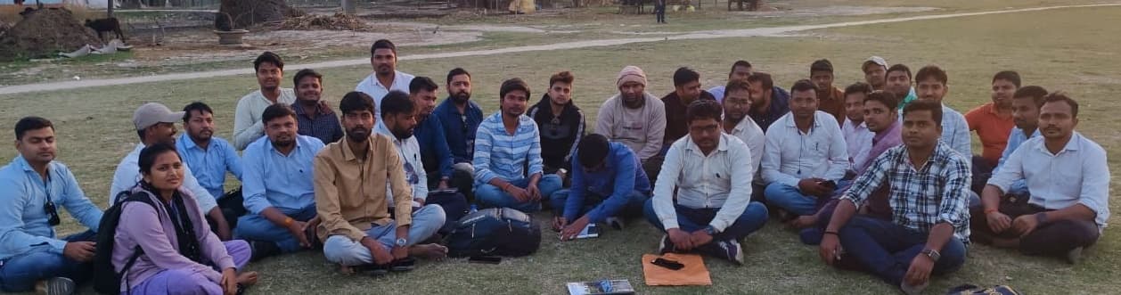 9 सूत्री मांगों को लेकर अनिश्चित कालीन हड़ताल पर गये राजस्व कर्मी