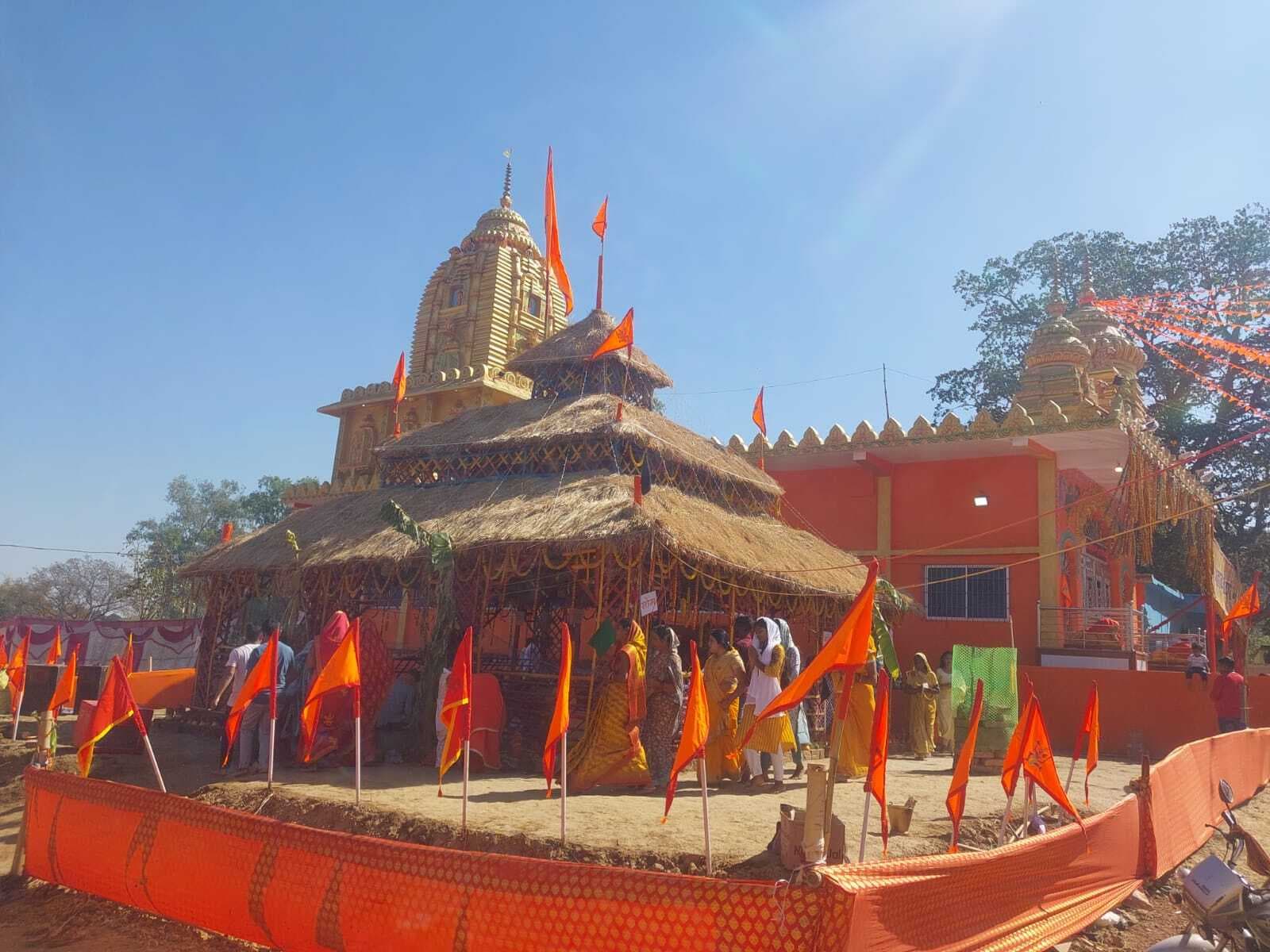 मां भगवती की महिमा सुन श्रोता मंत्रमुग्ध