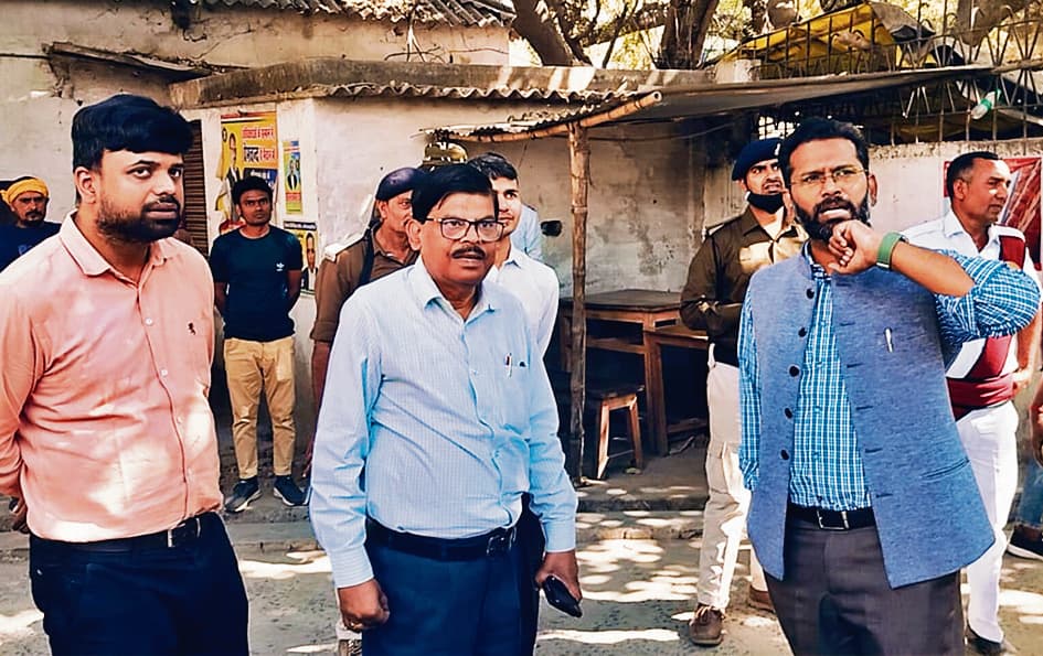 Gopalganj News  : अमवां नकछेद में सरकारी जमीन पर बनेगा ऑटोमेटिक ड्राइविंग ट्रैक