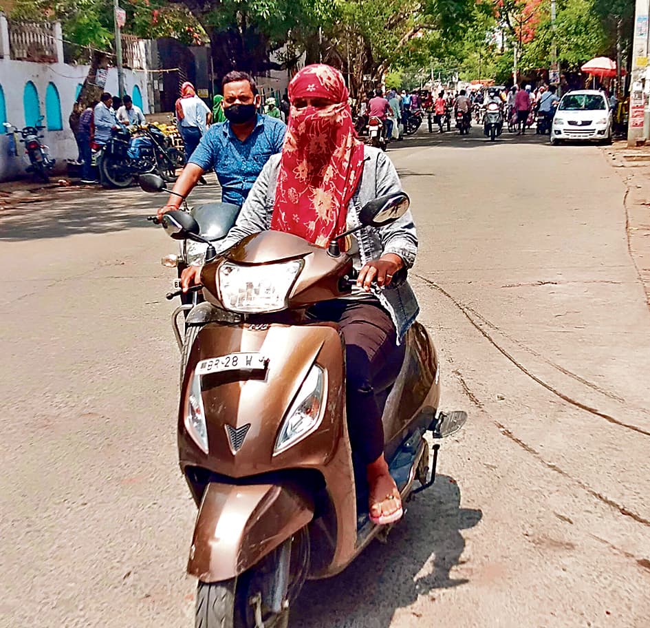 Gopalganj News  : सुबह व शाम सर्द हवा ने कराया ठंड का एहसास, 24 घंटे में गिरा पांच डिग्री पारा