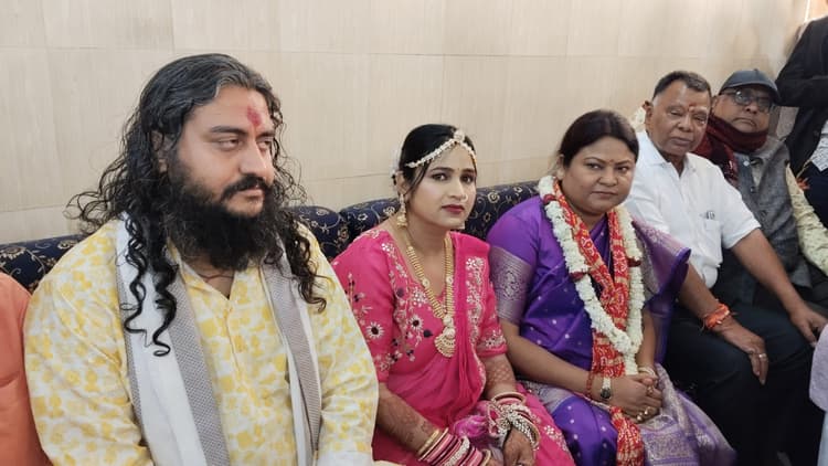 political news : भाजपा नेत्री सीता सोरेन ने दिया बड़ा बयान : कहा- बेहतर काम कर रही है झामुमो सरकार