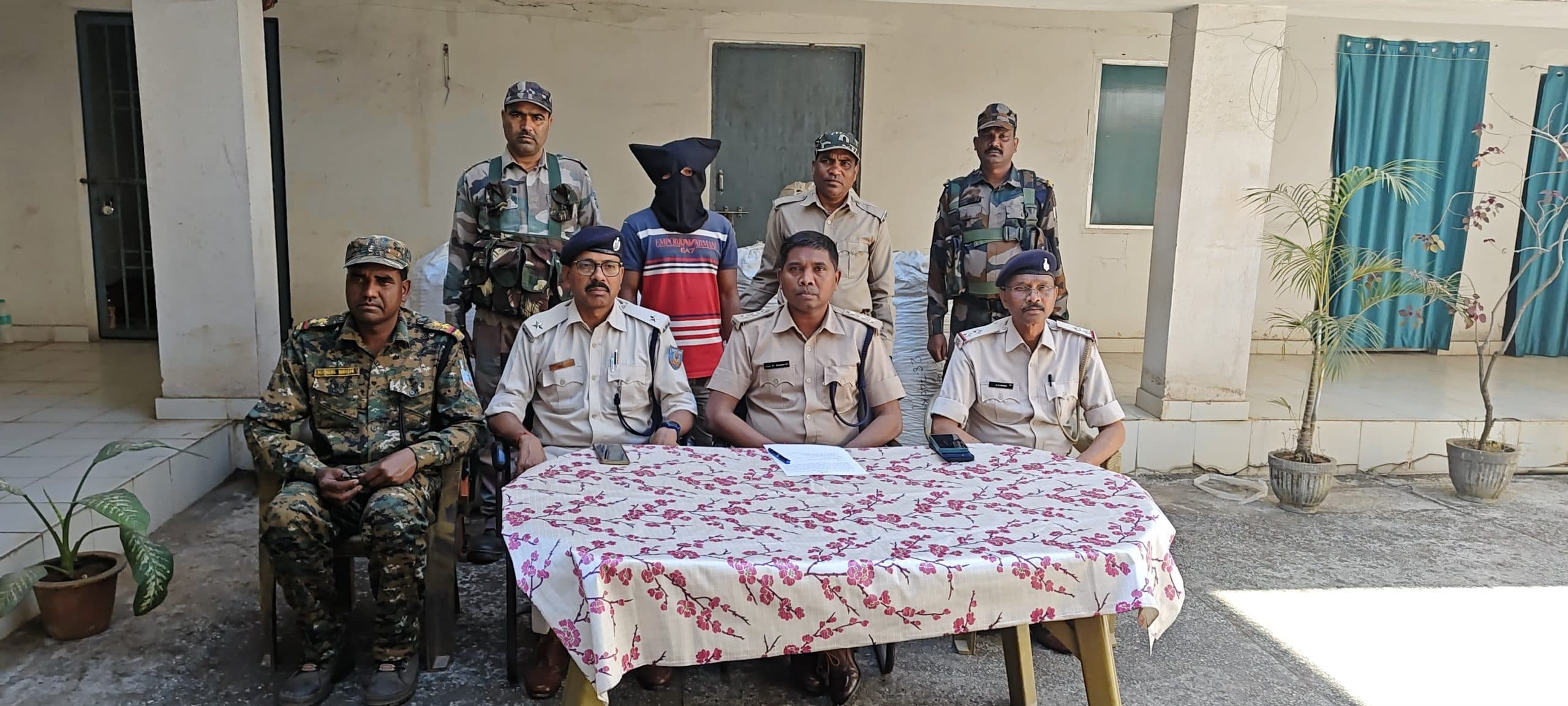 Seraikela News : कुचाई से 578 किलो डोडा के साथ एक गिरफ्तार