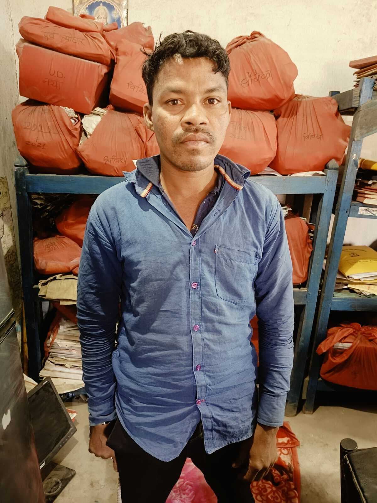 Seraikela News : चांडिल : विक्रय मुंडा हत्याकांड में कुचाई का युवक गिरफ्तार