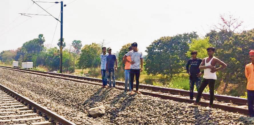 बिदुपुर में ट्रेन से कटकर अज्ञात महिला की मौत