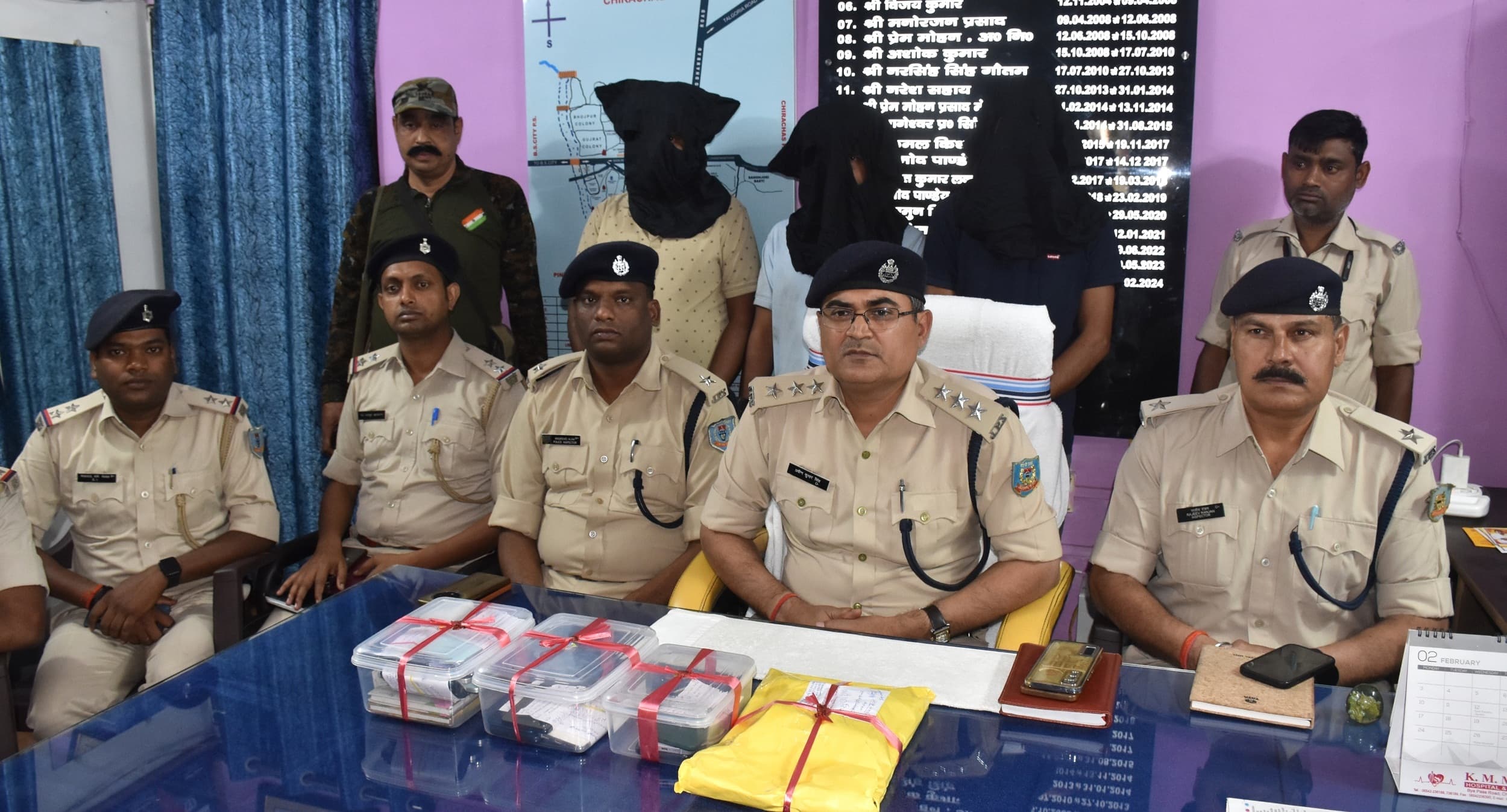 Bokaro News : साइबर अपराध में शामिल तीन युवक चास से पकड़ाये