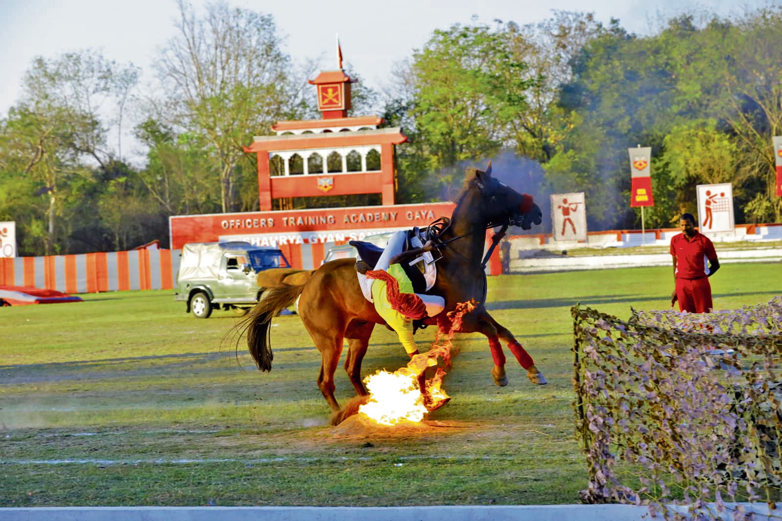 Gaya News : रोबोटिक म्यूल की परेड व कलारीपयट्टू मार्शल आर्ट का प्रदर्शन