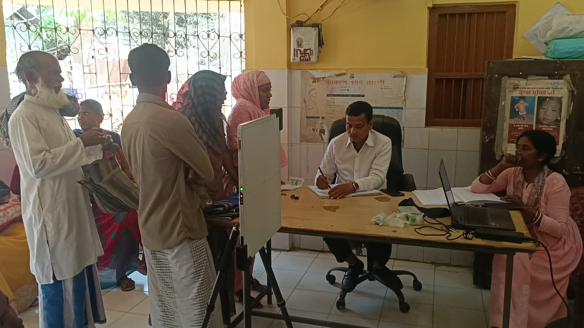 टीबी मरीज की जांच के लिए लगाया शिविर