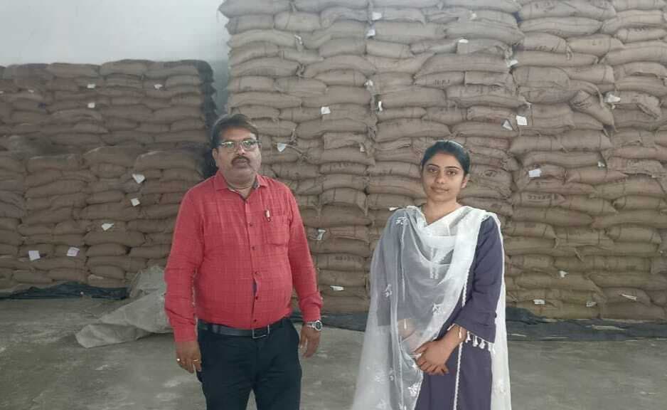 एफसीआइ गोदाम का डीएसओ ने किया निरीक्षण