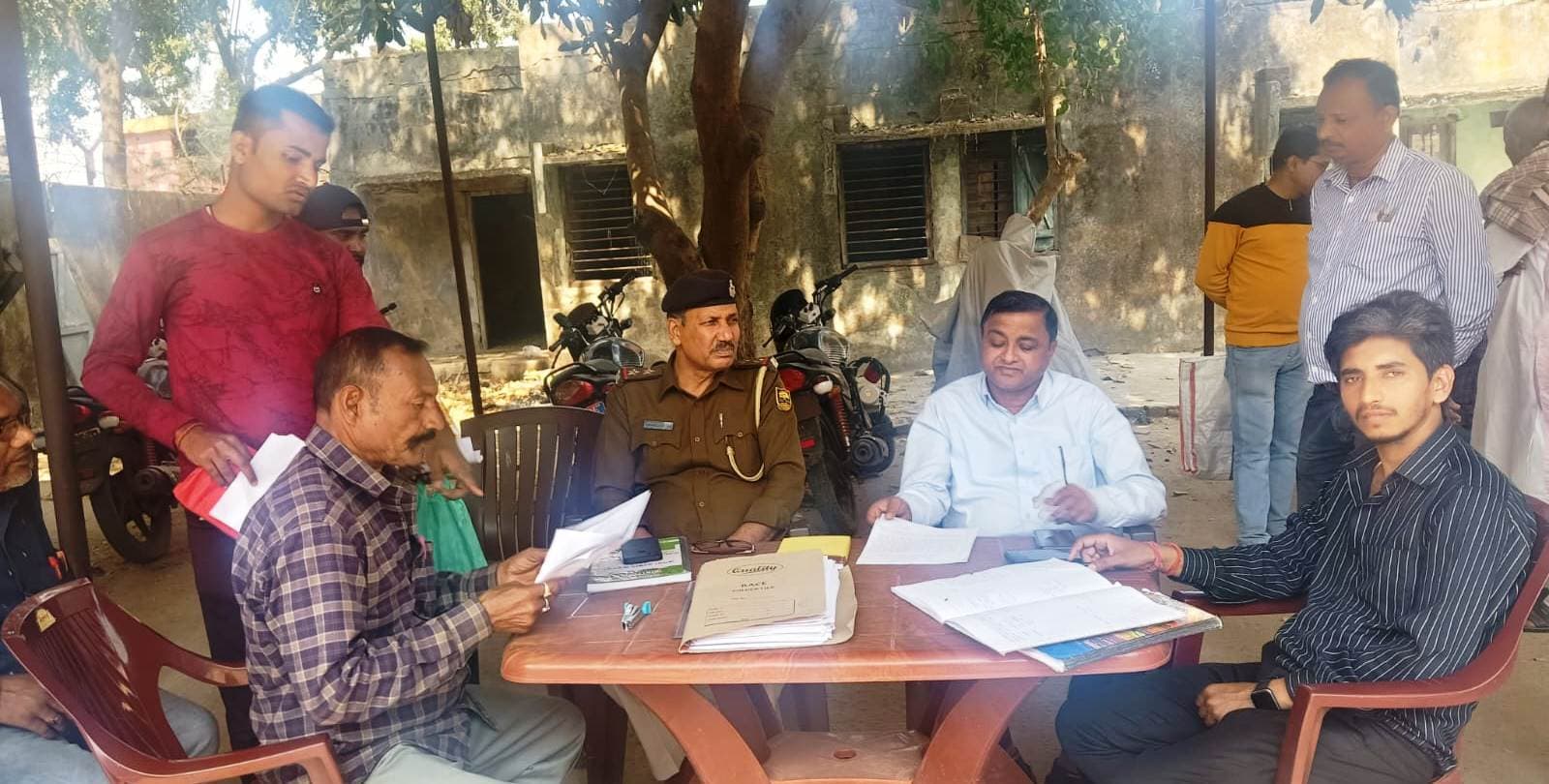 जनता दरबार में आधा दर्जन मामले निष्पादित, अन्य मामलों में दोनों पक्षों को नोटिस जारी