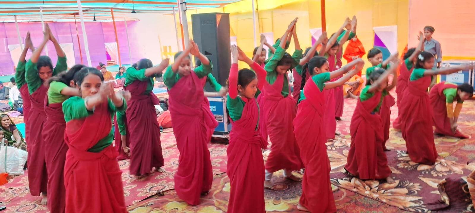 प्रभात संगीत में भाव, भाषा, छंद और सुर की प्रधानता