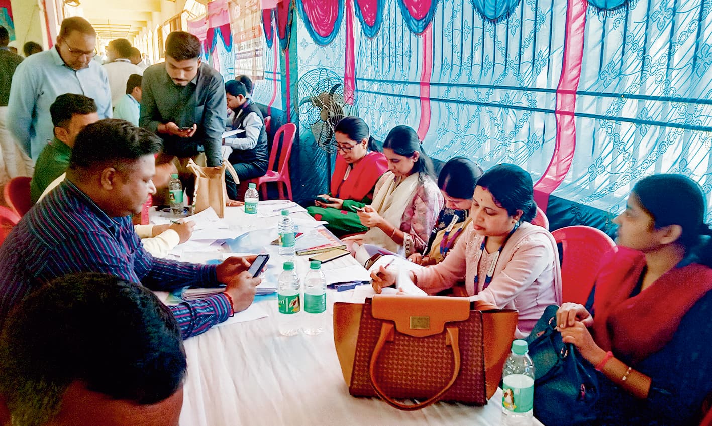 Chhapra News : राष्ट्रीय लोक अदालत में 1038 मामलों का हुआ निष्पादन