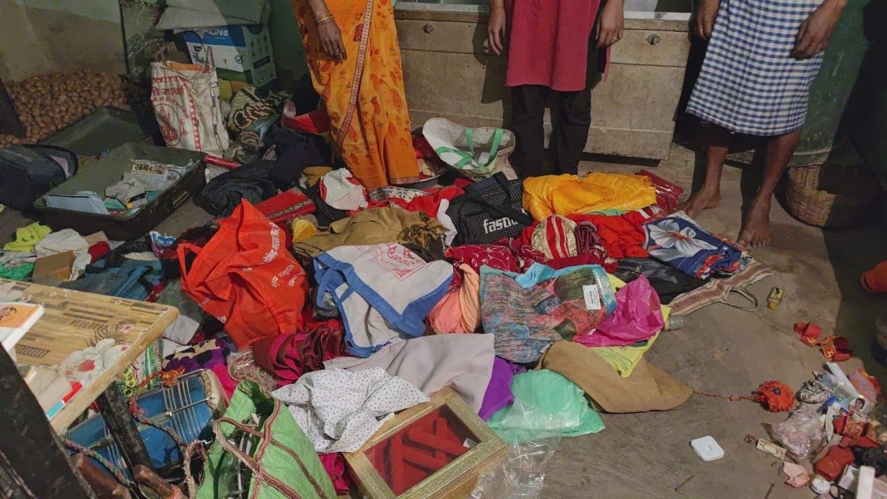 Bokaro News : एक ही रात आठ घरों से लाखों रुपये की संपत्ति की चोरी