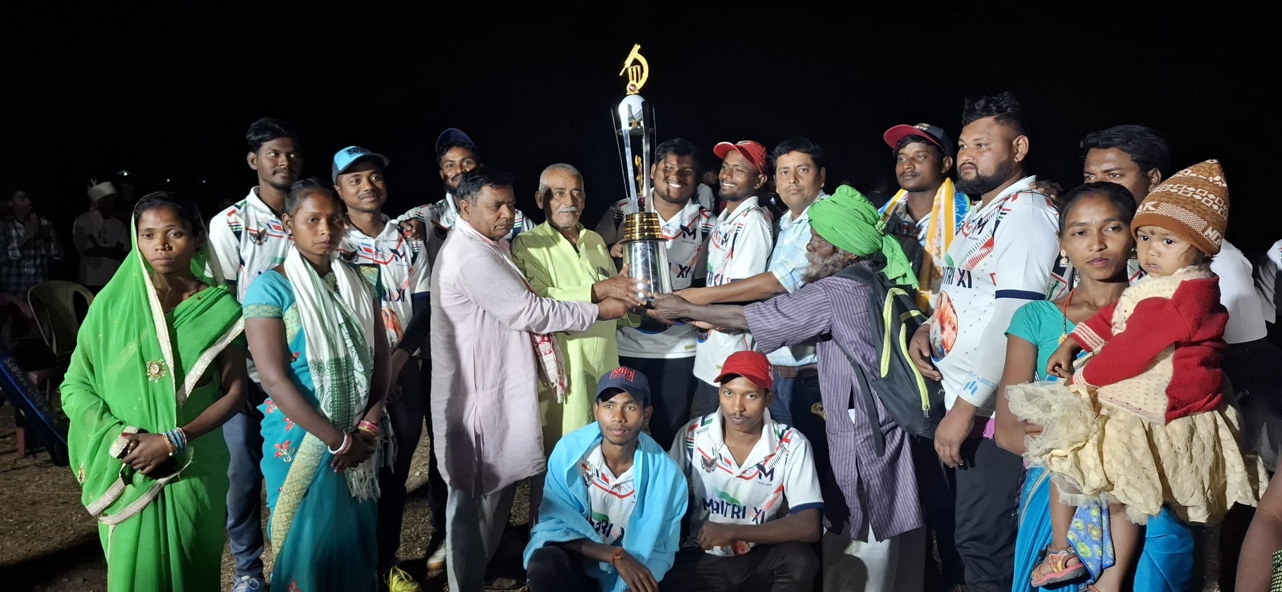 Giridih News : मैत्री क्लब हरिपुर आसनसोल ने जीता खिताब