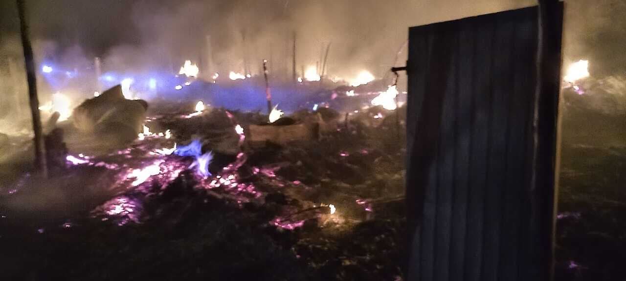 Bhagalpur news चांदनी चौक में आग लगने से 10 घर जल कर राख