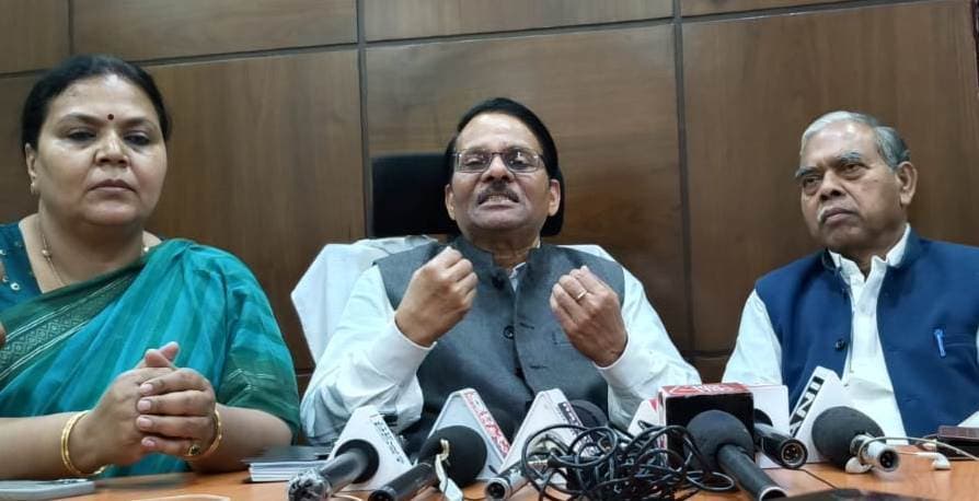 भाजपा के लिए काम कर रहे कई कांग्रेसी, होगी कार्रवाई : प्रदेश प्रभारी