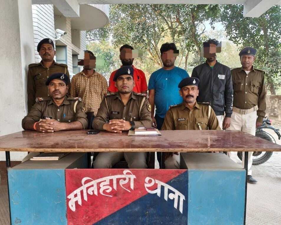 पुलिस ने विशेष छापेमारी में कई मामले के आरोपित को किया गिरफ्तार