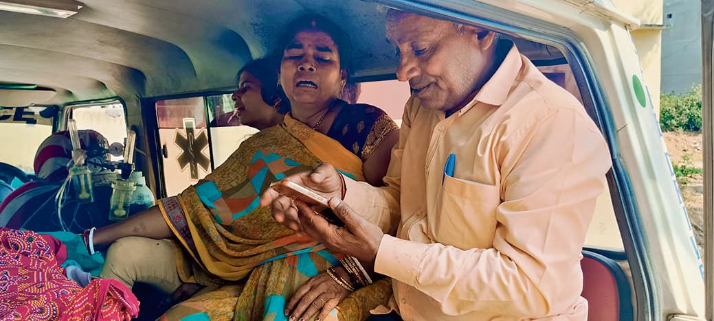 ट्रक ने बाइक चालक को मारी टक्कर, गयी जान