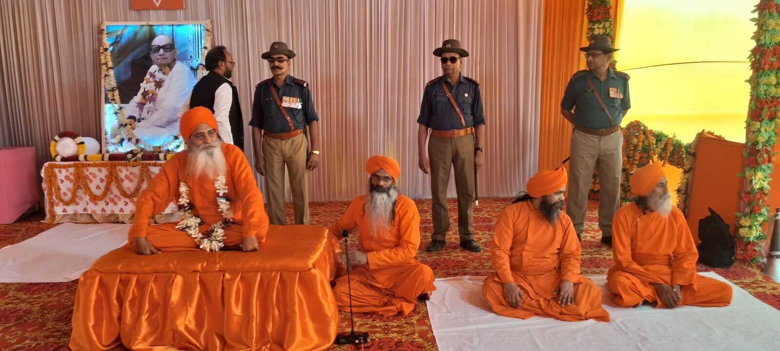 साधना का मूल उद्देश्य साधक को पशुता से देवत्व की ओर ले जाना : पुरोधा प्रमुख