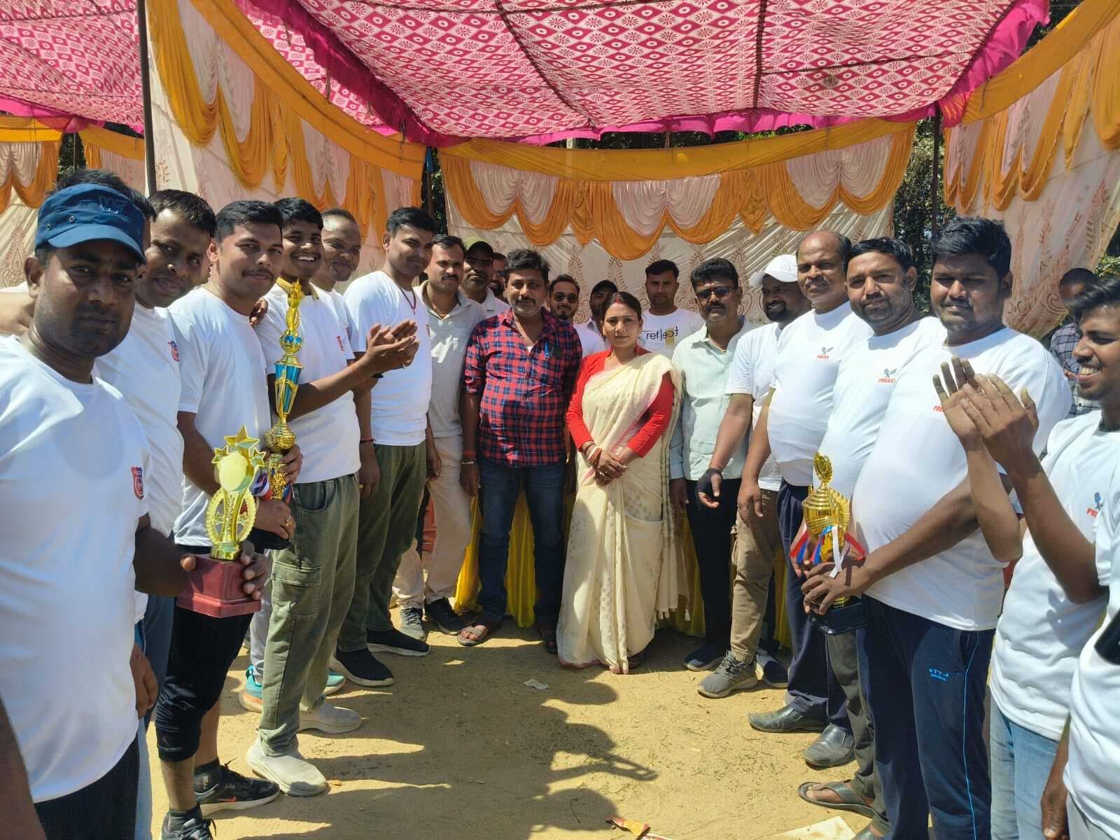 पुलिस ने मीडिया की टीम को हरा कर मैच जीता